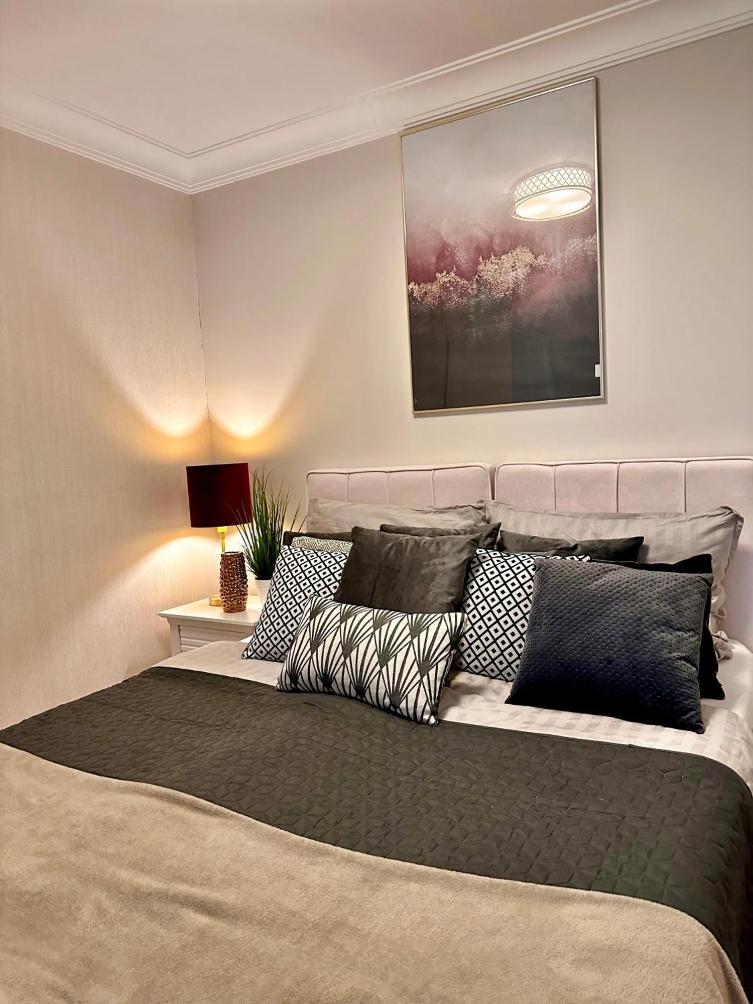 Apartamenty Kielce- Apartament Saphire Przy Zalew Kielecki, Faktura, Parking, Centrum 외부 사진